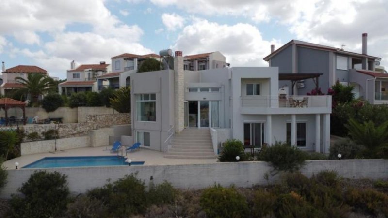 Chorafakia Kreta, Chorafakia: Villa mit herrlichem Meerblick zu verkaufen Haus kaufen